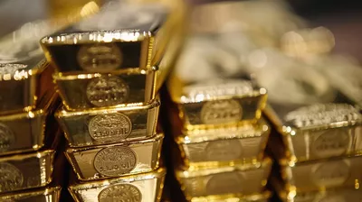 06/06 L'or progresse alors que le dollar baisse et les rendements chutent