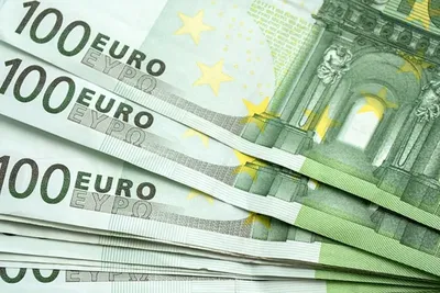 100 € de côté chaque mois : voici la somme que vous pourriez avoir dans 10 ans