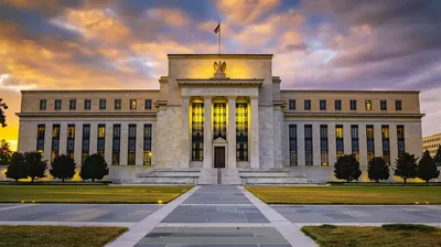 25/06 Prévisions du cours de l'or aujourd'hui : Le cours de l'or reste stable à $2324 malgré les retards des baisses de taux de la Fed