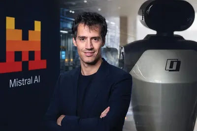 Après ChatGPT, Mistral vise les robots avec une IA inédite