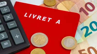 Assurance vie et livrets taxés en 2025 : la réforme choc qui inquiète les épargnants !