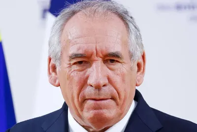 Bayrou démission : la dette française désormais plus risquée que celle de l’Italie