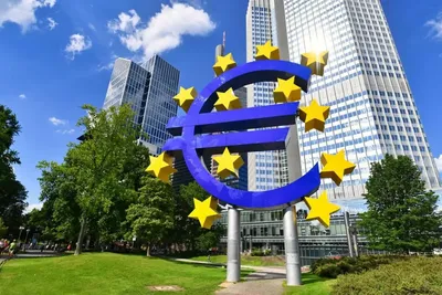 BCE : en quoi la prochaine hausse des taux menace déjà le crédit en 2026