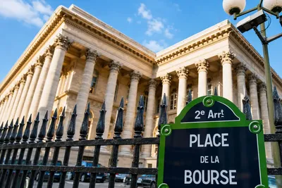 Bourse : TF1 dépasse les attentes, Vodafone attendu, Paris ouvre une semaine sous pression