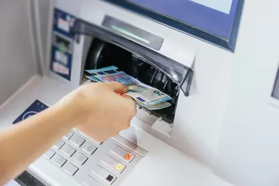 C’est officiel : tous les virements bancaires seront bloqués en France à partir de cette date et pendant une durée de 2 jours