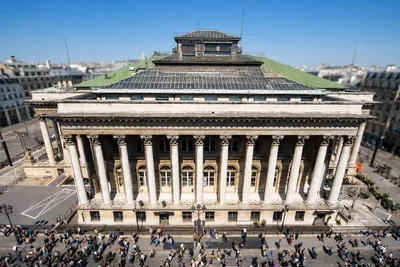 CAC 40 : la Bourse de Paris s'apprête à rebondir grâce à l'accalmie en Iran et la chute du pétrole