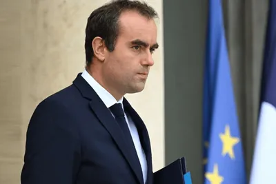 Si la France n'a pas de budget avant février, c'est 8 mois de paralysie, menace Lecornu
