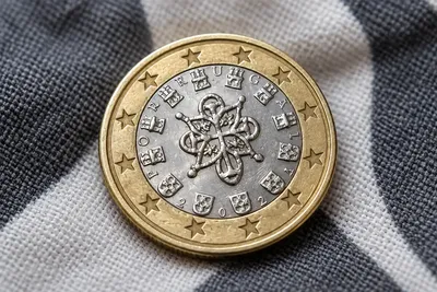 Cette pièce de 1 € de 1999 peut atteindre 2 000 € : vérifiez votre porte-monnaie avant de la dépenser