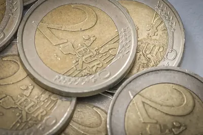 Cette pièce de 2 € peut valoir jusqu’à 600 € : vérifiez votre porte-monnaie