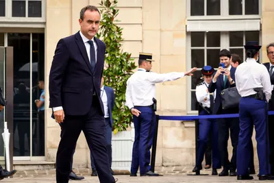 Chute de Sébastien Lecronu : garde du corps, chauffeur… ces avantages que vont garder les anciens membres du gouvernement
