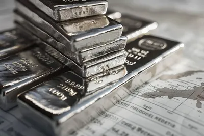Cours de l'argent : un rebond technique puissant ravive la tension autour du cours et ouvre la voie à un nouveau rally