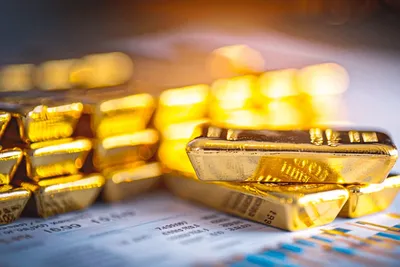 Face aux incertitudes mondiales, le cours de l'or vise les 5 200 $ et attise les paris haussiers