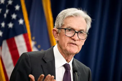 La Fed refroidit les marchés : le Dow Jones chute après un revirement de Jerome Powell