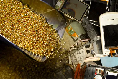 Ils ont trouvé comment extraire de l’or à partir de nos vieux téléphones