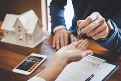 Immobilier : les banques accélèrent la baisse des taux en novembre, que faut-il attendre