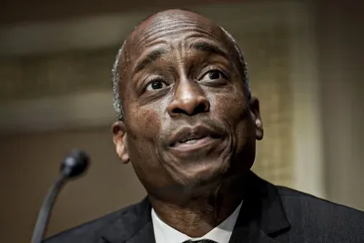 Jefferson (Fed) alerte : « Nous marchons sur une ligne de crête entre inflation et emploi »