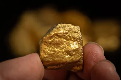 L’appareil électronique que nous jetons tous et qui contient 450 milligrammes d’or 22 carats