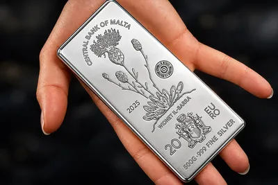L'argent décroche deux fois plus vite que l'or, le ratio entre les deux métaux monte à 68,8