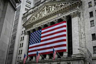 L’indice ISM services tombe à 50 : le dollar en repli, les marchés sur le fil