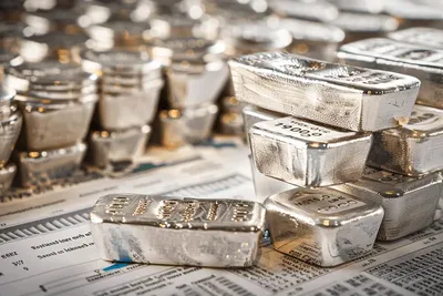 Le cours de l’argent au-dessus de 77 dollars un seuil technique qui change la dynamique