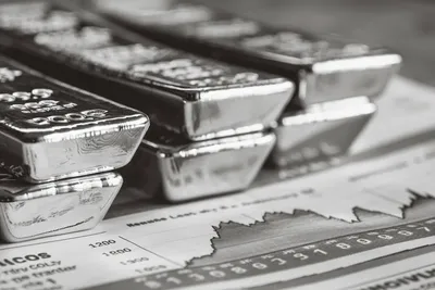 Le cours de l’argent recule vers 75 dollars malgré une inflation américaine en baisse