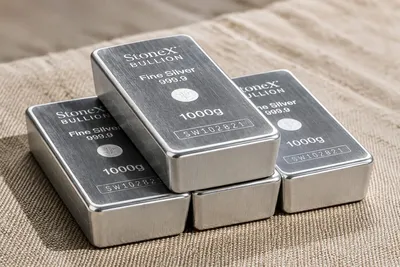 Le cours de l'argent : XAG/USD grimpe vers 62,20 dollars avant les chiffres de l'emploi américain