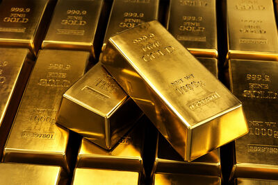 Le cours de l’or décroche à 4530 $ alors que les frappes américaines soutiennent le dollar
