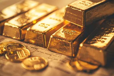 Le cours de l’or franchit les 4 000 $ : Wall Street vacille, la Fed acculée, les marchés cherchent un refuge