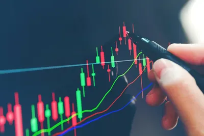 Le cours du platine grimpe de 16 % en quelques jours, atteignant les 1 600 $ l’once