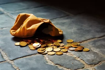 Le Nettoyage de Pièces de Monnaie: Une Affaire Brillante