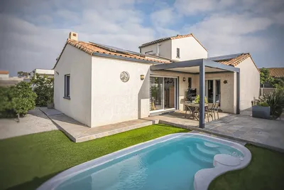 Maison neuve : pourquoi les normes peuvent ajouter jusqu’à 20 000 € au prix final