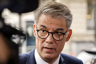 Olivier Faure : Le PS ne censurera pas, mais propose d'augmenter les impôts de l'assurance-vie, PEA, PEL