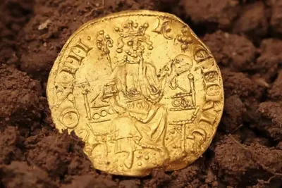 Plus de 1 000 pièces d'or du 1er siècle avant J.-C. découvertes grâce à un détecteur de métaux