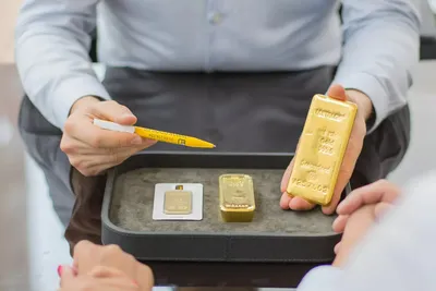 Pourquoi de plus en plus de retraités se tournent vers les lingots d’or