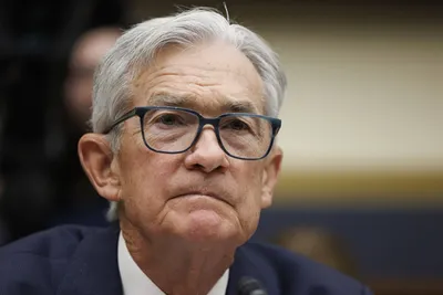 Powell navigue à vue face à une Fed divisée sur l’inflation et l’emploi