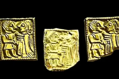 Trésor : Sept amulettes en or vieilles de 1 500 ans, ont été découvertes en Norvège