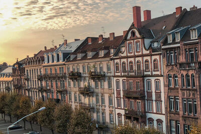 Vacances 2025, 37% des Français ne sont pas partis selon le Crédoc et 70% des non-partants invoquent des raisons financières